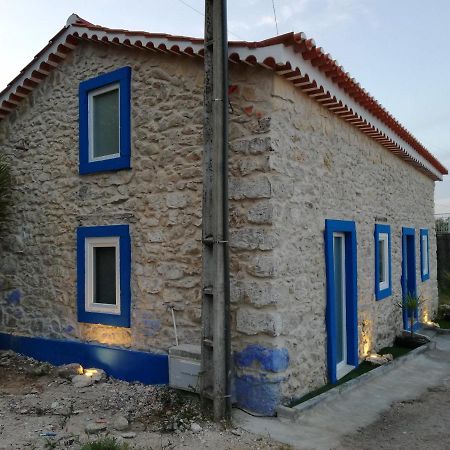 Moradias Do Castelo, Um Pequeno Paraiso Como Lhe Chamam 오우렘 외부 사진